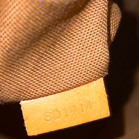 🛍️🛍️🛍️💯💯 Louis Vuitton
Monogram Alma PM🛍️🛍️🛍️💫💫💫💫 - Picture 16 of 16